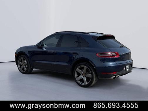 2016 Porsche Macan S