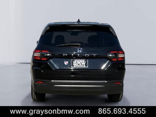 2023 Honda Pilot LX