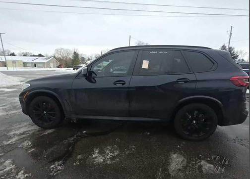 2020 BMW X5 M50i