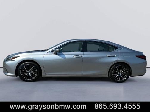 2022 Lexus ES 350 Base