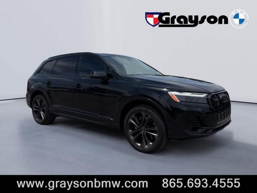 Mythos Black Metallic 2025 Audi Q7 55 Premium Plus