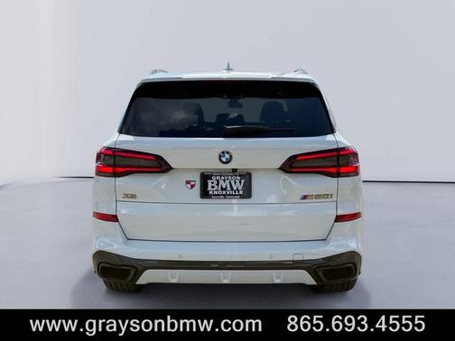 2022 BMW X5 M50i