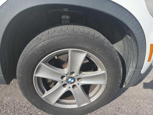 2007 BMW X5 4.8i