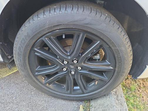 2024 Ford Edge ST-Line