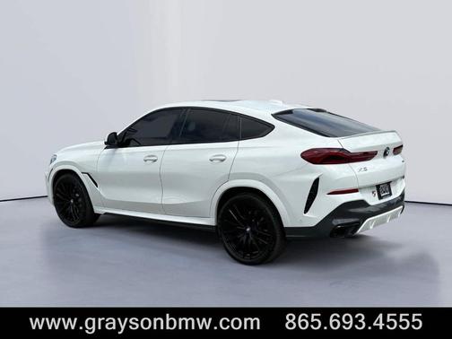 2022 BMW X6 xDrive40i