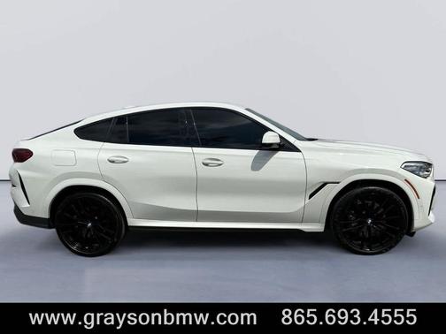 2022 BMW X6 xDrive40i