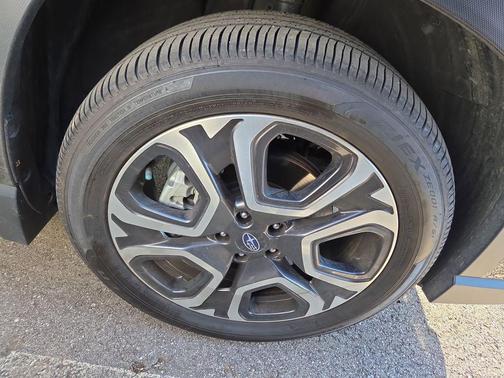 2025 Subaru Ascent Touring