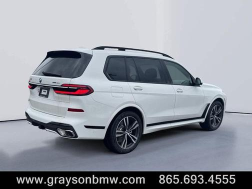2025 BMW X7 xDrive40i