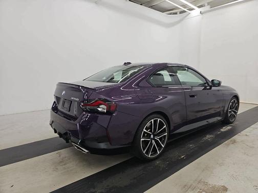 2024 BMW M240 i
