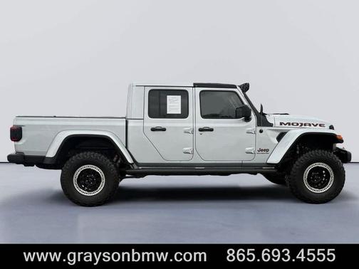 2023 Jeep Gladiator Mojave