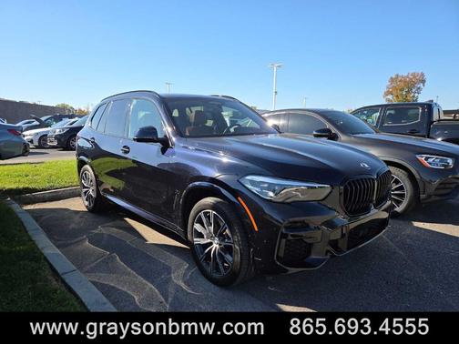 2022 BMW X5 M50i