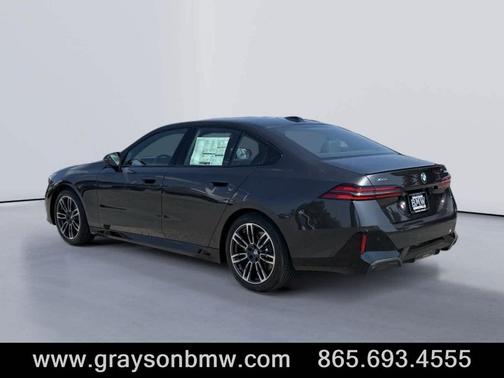 2026 BMW 530 i xDrive