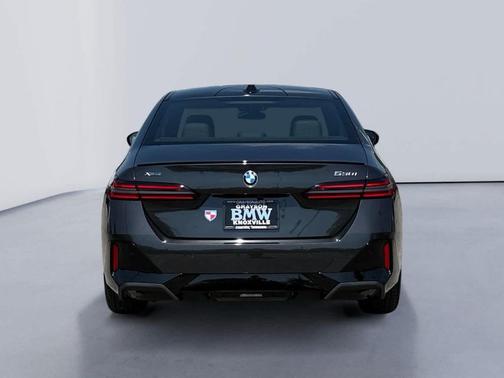 2026 BMW 530 i xDrive