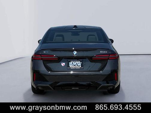 2026 BMW 530 i xDrive