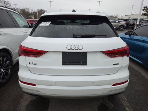 2024 Audi Q3 40 Premium