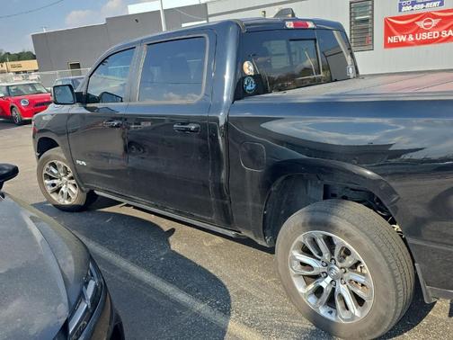 Diamond Black 2023 RAM 1500 Laramie