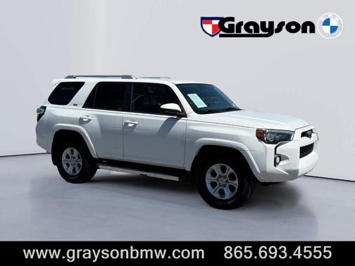 Super White 2017 Toyota 4Runner SR5
