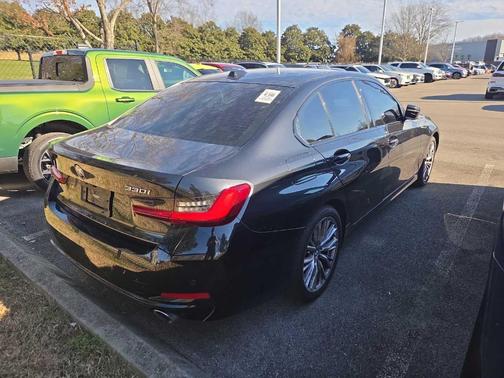 2023 BMW 330 i