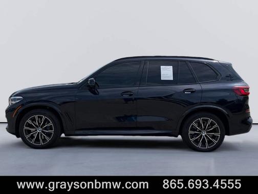 Carbon Black Metallic 2022 BMW X5 M50i