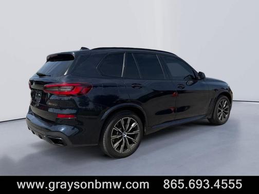 Carbon Black Metallic 2022 BMW X5 M50i