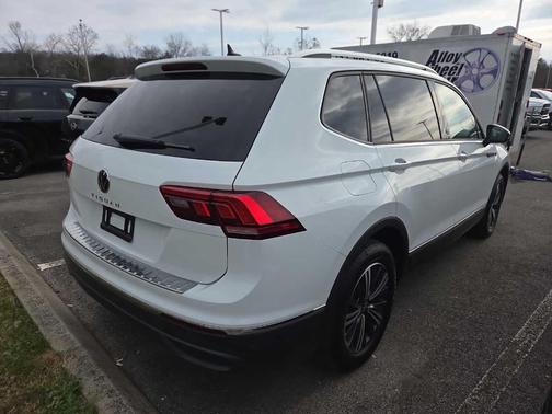 2024 Volkswagen Tiguan 2.0T Wolfsburg Edition