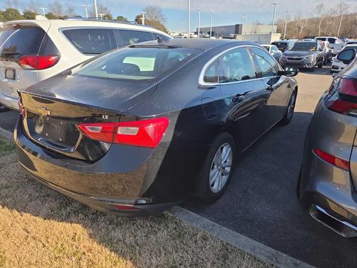 2017 Chevrolet Malibu 1LT