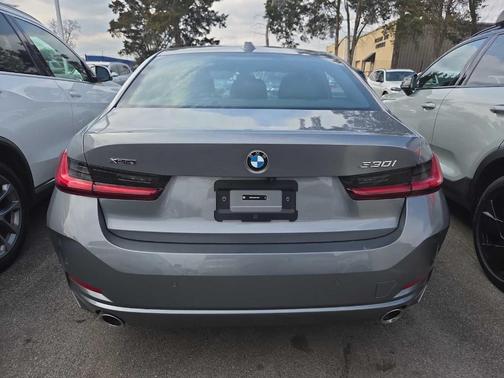 2025 BMW 330 i xDrive