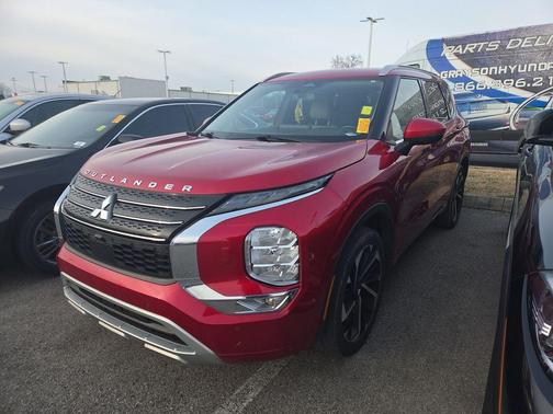 2023 Mitsubishi Outlander SEL