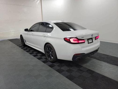 2022 BMW 530 i xDrive