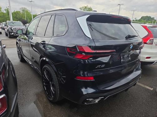 Carbon Black 2026 BMW X5 xDrive40i
