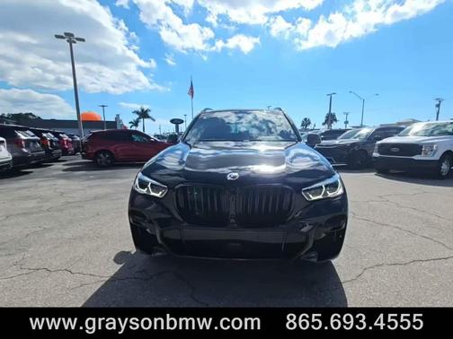 2023 BMW X5 M50i
