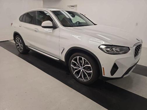 2024 BMW X4 xDrive30i