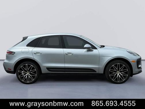 Dolomite Silver Metallic 2024 Porsche Macan