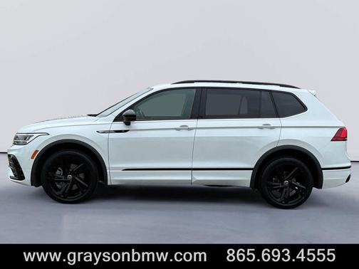 2023 Volkswagen Tiguan 2.0T SE R-Line Black