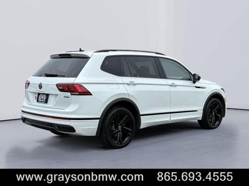 2023 Volkswagen Tiguan 2.0T SE R-Line Black
