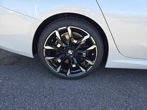 2026 BMW 330 I XDrive NA