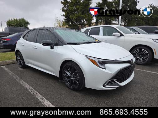 2023 Toyota Corolla Hatchback XSE