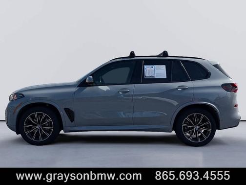 Gray Metallic 2025 BMW X5 xDrive40i