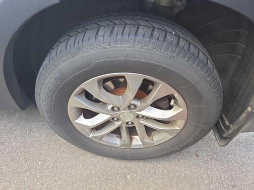 Quartz White 2020 Hyundai SANTA FE 2.4 SEL