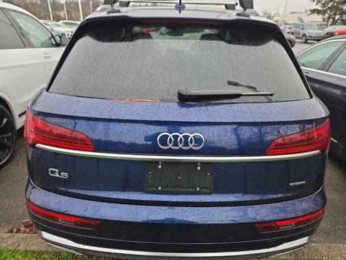 2024 Audi Q5 45 S line quattro Premium