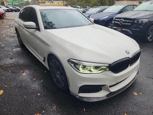 2017 BMW 540 i
