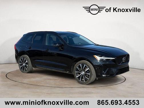 2024 Volvo XC60 B5 Plus Dark Theme
