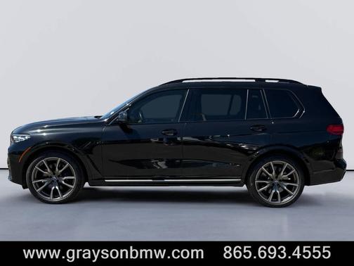 Black Sapphire Metallic 2020 BMW X7 M50i