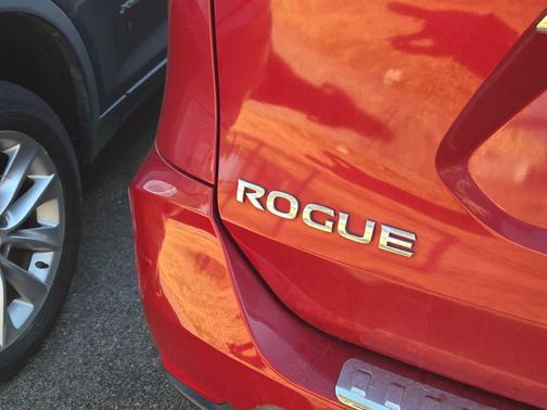 2017 Nissan Rogue S