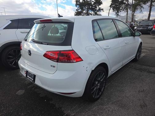 2016 Volkswagen Golf TSI S 4-Door