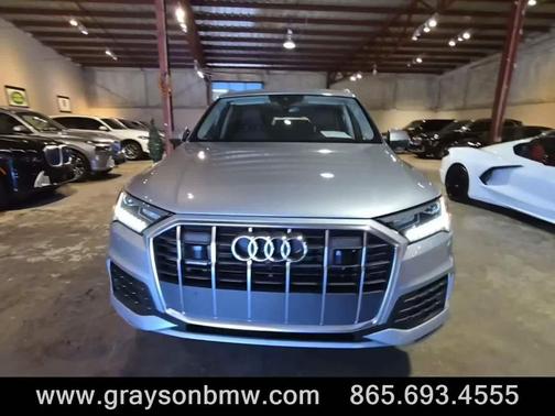 2024 Audi Q7 45 Premium Plus