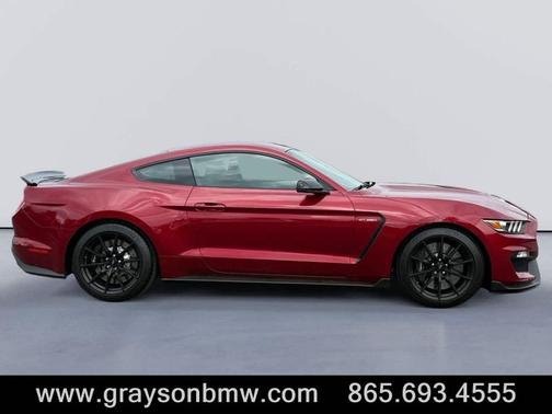 2017 Ford Shelby GT350 Base