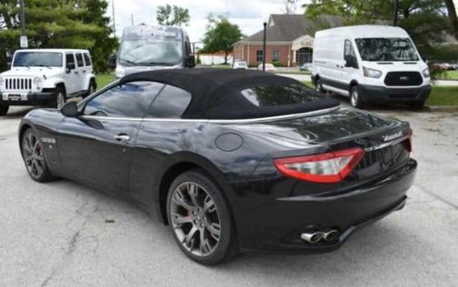 Black 2015 Maserati GranTurismo Base