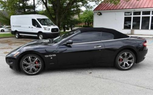 Black 2015 Maserati GranTurismo Base
