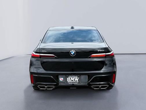 2025 BMW 760 760i xDrive